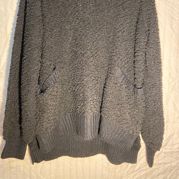 Oversized sweater - Picture 2 of 2
